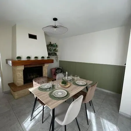 Aux Alcoves Du Holiday home *