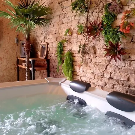 Semesterbostad Aux Alcoves Du